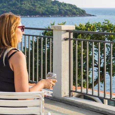 Apartament Riva Molunat